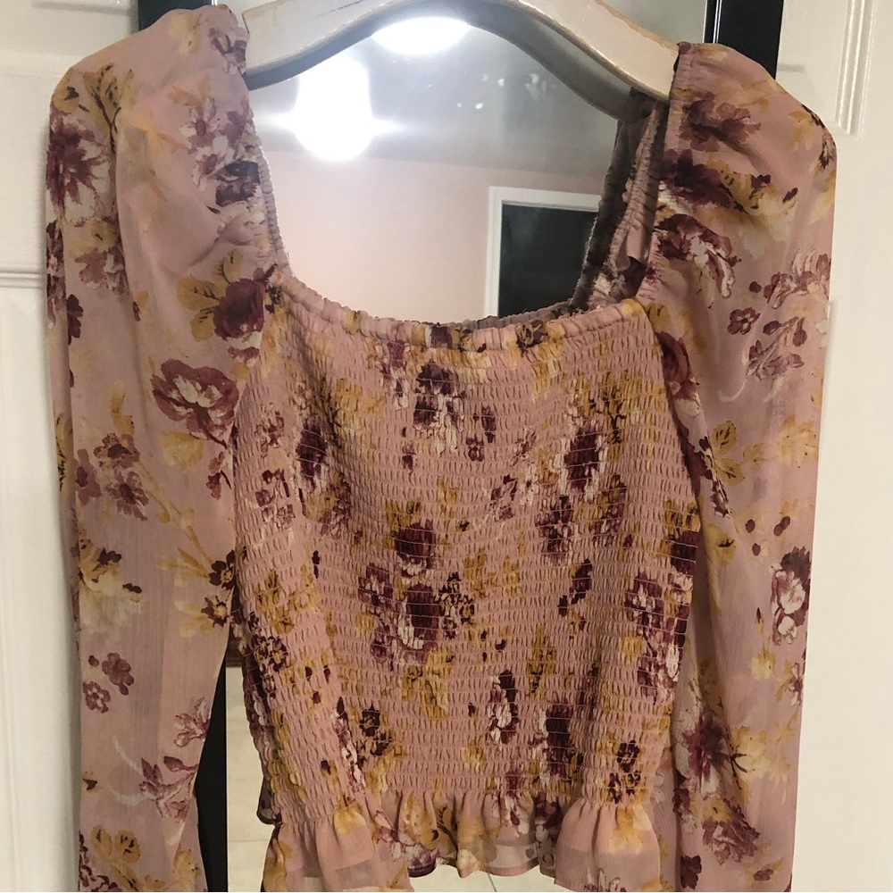 Basically new - Picture 2 of 3